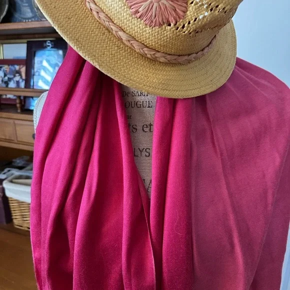 Lot - Kenneth Cole Vibrant Pink Scarf and Lucky Brand Straw Fedora - Picture 2 of 10